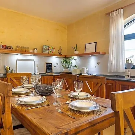 ホテル Pet Friendly Penthouse Rooftop Jacuzzi With Views